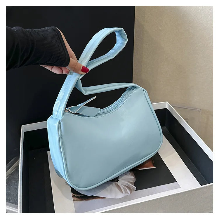 ''Trendy Mini Shoulder Purse  for Women - Chic & Lightweight Design''