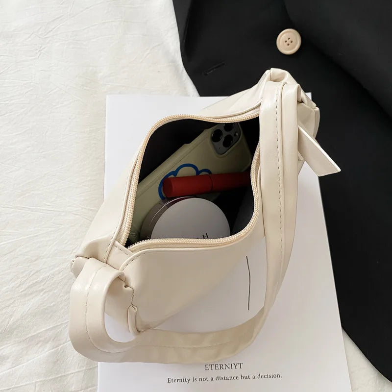 ''Trendy Mini Shoulder Purse  for Women - Chic & Lightweight Design''